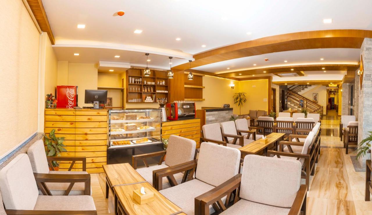 Hotel Shaara Pokhara Zewnętrze zdjęcie