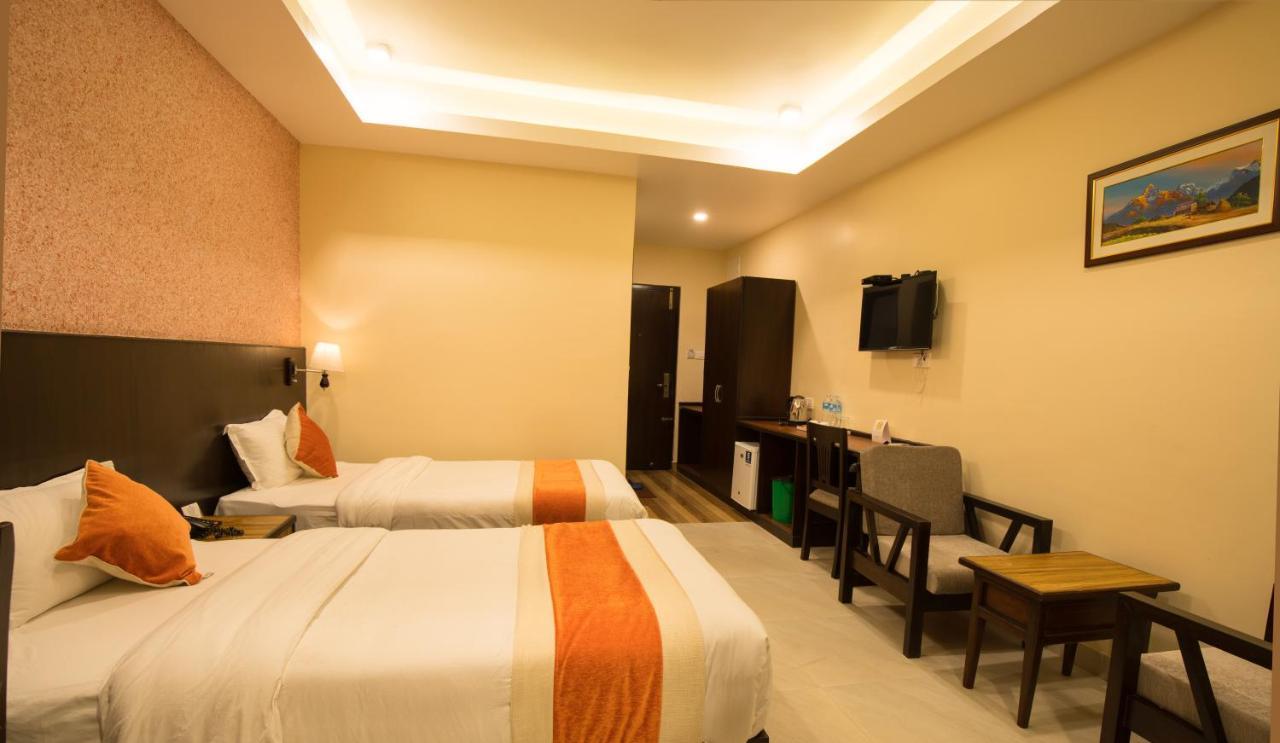 Hotel Shaara Pokhara Zewnętrze zdjęcie