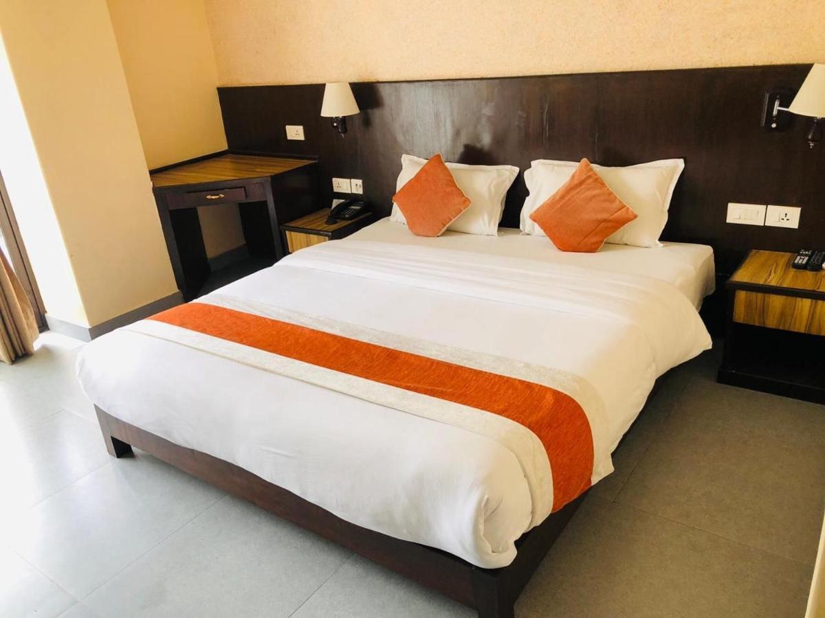 Hotel Shaara Pokhara Zewnętrze zdjęcie