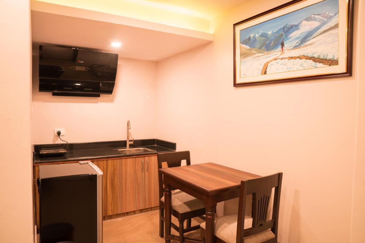 Hotel Shaara Pokhara Zewnętrze zdjęcie