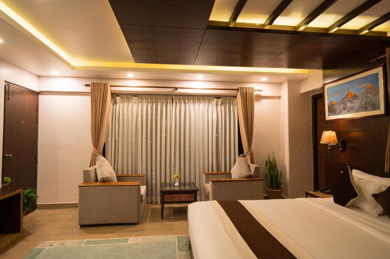 Hotel Shaara Pokhara Zewnętrze zdjęcie